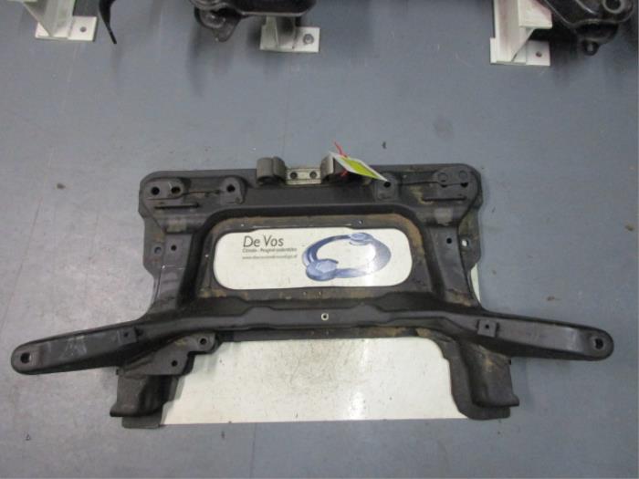 Gebruikte Subframe Citroen Picasso Prijs € 80,00 Margeregeling aangeboden door De Vos Onderdelen