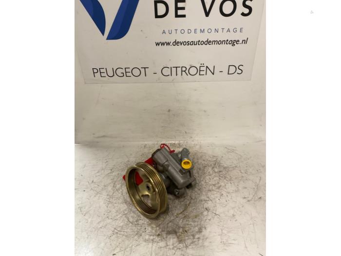 Gebruikte Servopomp Citroen Jumper (U5) 2.2 HDi Prijs € 100,00 Margeregeling aangeboden door De Vos Onderdelen