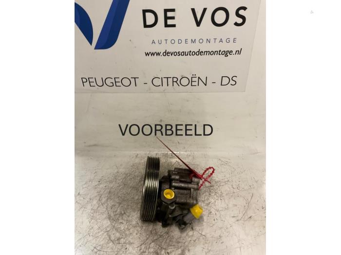 Gebruikte Servopomp Citroen Jumper (U5) 2.2 HDi Prijs € 100,00 Margeregeling aangeboden door De Vos Onderdelen
