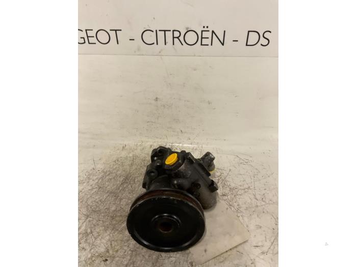 Gebruikte Pomp Servo Citroen Jumper Prijs € 100,00 Margeregeling aangeboden door De Vos Onderdelen