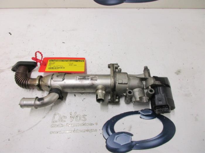 Gebruikte EGR Pomp Peugeot 807 2.0 HDi 16V 136 FAP Prijs € 70,00 Margeregeling aangeboden door De Vos Onderdelen