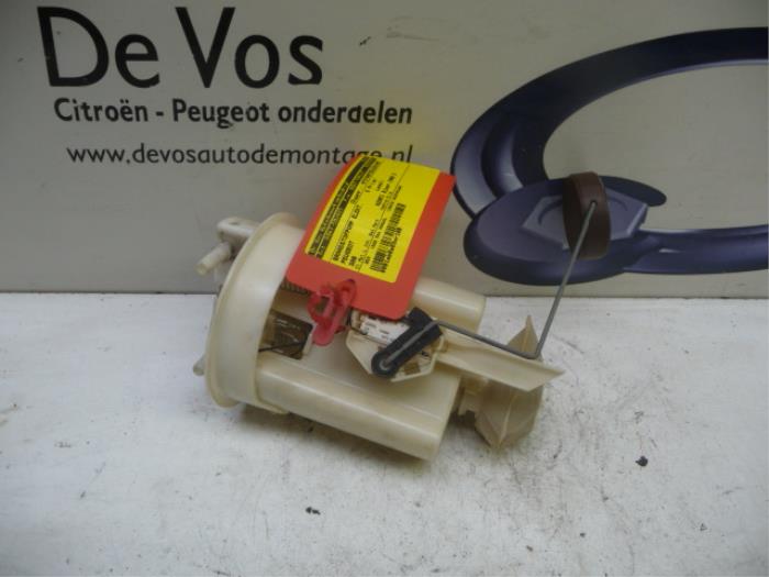 Gebruikte Tank element Pomp Peugeot 306 (7A/C/S) 1.6i XR,XT,ST Prijs € 45,00 Margeregeling aangeboden door De Vos Onderdelen