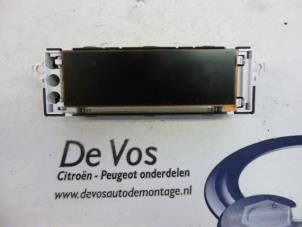 Gebruikte Display Interieur Peugeot Expert (G9) 1.6 HDi 90 Prijs € 70,00 Margeregeling aangeboden door De Vos Onderdelen