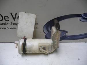 Gebruikte Tank element Pomp Citroen Saxo 1.1i X,SX Prijs € 45,00 Margeregeling aangeboden door De Vos Onderdelen