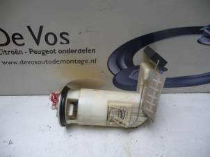 Gebruikte Tank element Pomp Citroen Saxo 1.1i X,SX Prijs € 45,00 Margeregeling aangeboden door De Vos Onderdelen