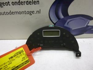 Gebruikte Tellerklok Citroen C8 (EA/EB) 2.0 HPi 16V Prijs € 55,00 Margeregeling aangeboden door De Vos Onderdelen