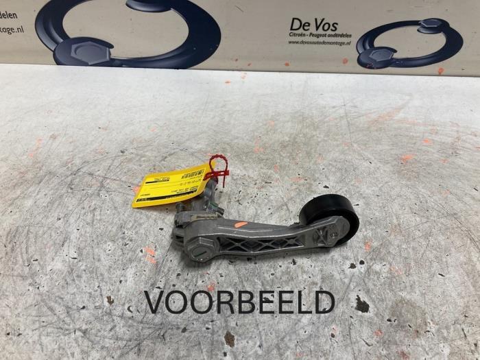 Gebruikte Spanrol Multiriem Peugeot 207 Prijs € 25,00 Margeregeling aangeboden door De Vos Onderdelen