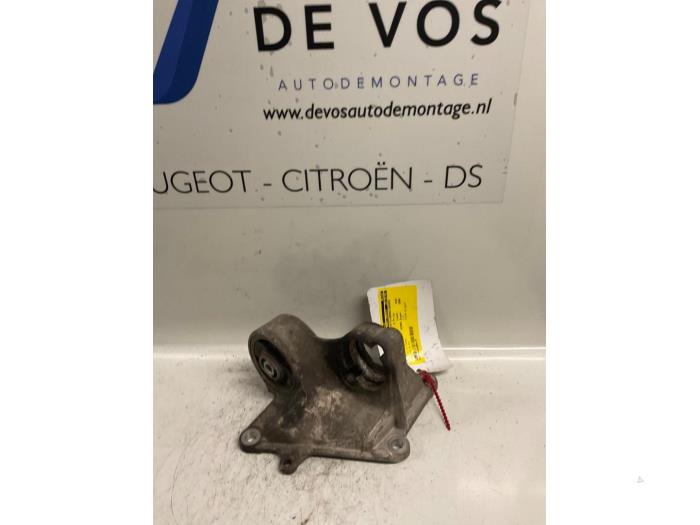 Gebruikte Motorsteun Citroen Xantia (X1/2) 1.6i X,Sensation Prijs € 35,00 Margeregeling aangeboden door De Vos Onderdelen
