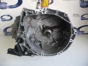 Gebruikte Versnellingsbak Peugeot 308 (4A/C) 1.6 HDi 16V Prijs € 850,00 Margeregeling aangeboden door De Vos Onderdelen