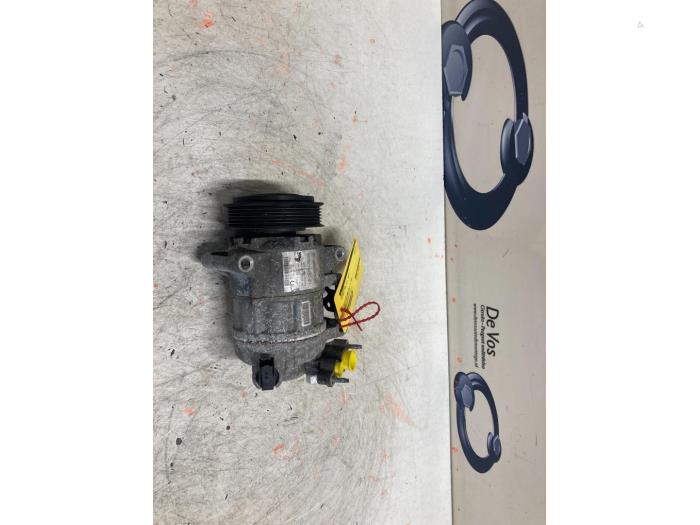 Gebruikte Aircopomp Peugeot 308 Prijs € 160,00 Margeregeling aangeboden door De Vos Onderdelen