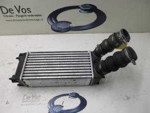 Gebruikte Intercooler Citroen C4 Picasso (UD/UE/UF) 1.6 HDi 16V 110 Prijs € 70,00 Margeregeling aangeboden door De Vos Onderdelen