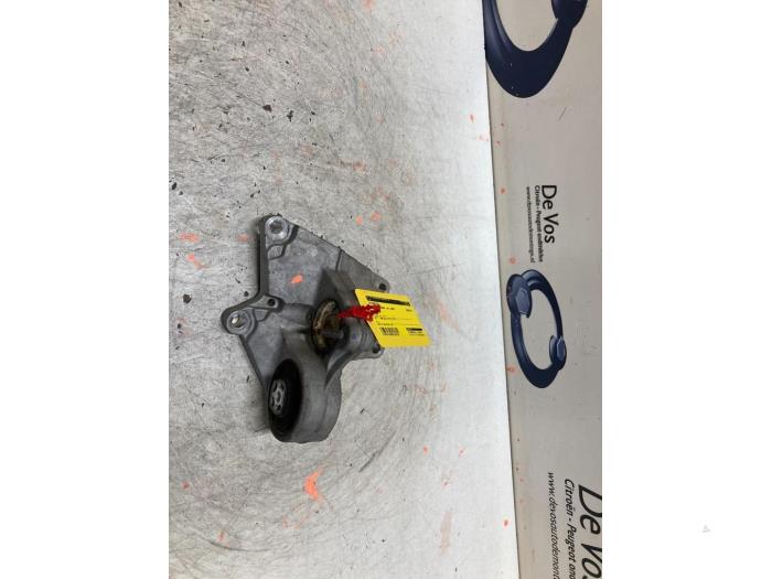 Gebruikte Motorrubber Citroen Xsara Picasso (CH) 1.8 16V Prijs € 55,00 Margeregeling aangeboden door De Vos Onderdelen