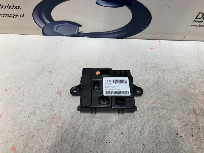 Gebruikte Computer Diversen Peugeot 3008 II (M4/MC/MJ/MR) 1.6 e-THP 165 16V Prijs € 80,00 Margeregeling aangeboden door De Vos Onderdelen