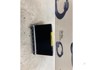 Gebruikte Display Interieur Citroen C4 Cactus (0B/0P) Prijs € 300,00 Margeregeling aangeboden door De Vos Onderdelen