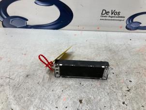 Gebruikte Display Interieur Peugeot Expert (G9) 2.0 HDi 140 16V Prijs € 100,00 Margeregeling aangeboden door De Vos Onderdelen