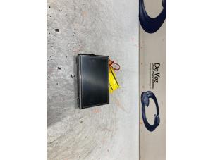 Gebruikte Display Interieur Peugeot 208 I (CA/CC/CK/CL) 1.4 16V Prijs € 200,00 Margeregeling aangeboden door De Vos Onderdelen