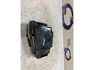 Gebruikte Head-up display Citroen C6 (TD) 3.0 HDiF V6 24V Prijs € 250,00 Margeregeling aangeboden door De Vos Onderdelen