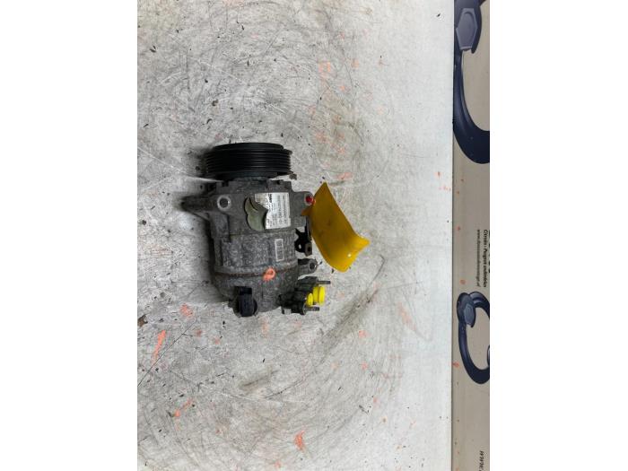 Gebruikte Aircopomp Peugeot 308 Prijs € 160,00 Margeregeling aangeboden door De Vos Onderdelen