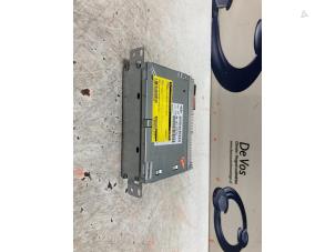 Gebruikte Radio Citroen C4 Cactus (0B/0P) 1.2 PureTech 82 12V Prijs € 250,00 Margeregeling aangeboden door De Vos Onderdelen