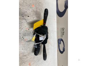 Gebruikte Combischakelaar Stuurkolom Peugeot 308 CC (4B) 1.6 VTI 16V Prijs € 135,00 Margeregeling aangeboden door De Vos Onderdelen