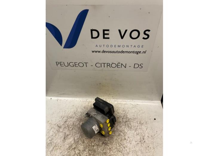 Gebruikte ABS Pomp Citroen Jumpy 1.6 Blue HDi 115 Prijs € 250,00 Margeregeling aangeboden door De Vos Onderdelen