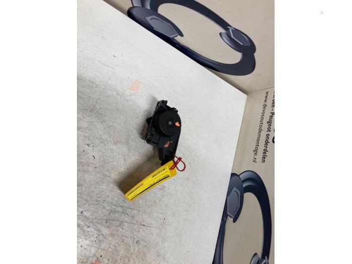 Gebruikte Gaspedaalpositie Sensor Citroen Xsara Picasso (CH) 1.8 16V Prijs € 55,00 Margeregeling aangeboden door De Vos Onderdelen