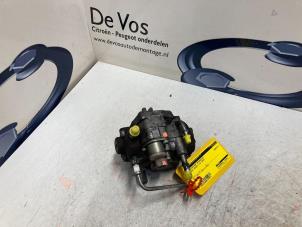 Gebruikte Brandstofpomp Mechanisch Peugeot Boxer (U9) 2.2 HDi 100 Euro 4 Prijs € 350,00 Margeregeling aangeboden door De Vos Onderdelen