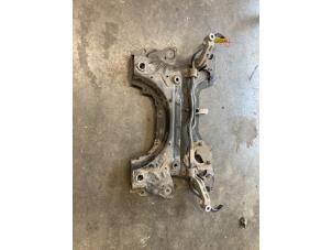 Gebruikte Subframe Peugeot 308 Prijs € 200,00 Margeregeling aangeboden door De Vos Onderdelen