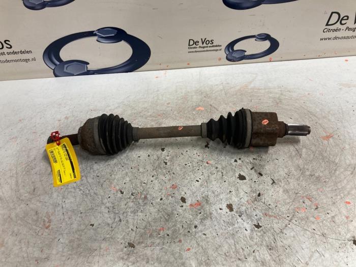 Gebruikte Steekas links-voor Citroen C5 III Berline (RD) 3.0 HDiF V6 24V Prijs € 100,00 Margeregeling aangeboden door De Vos Onderdelen
