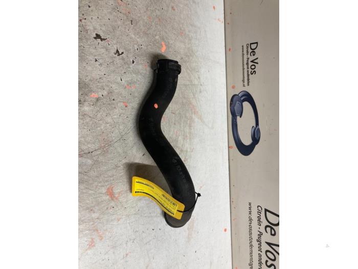 Gebruikte Intercooler Slang Citroen C5 III Berline (RD) 3.0 HDiF V6 24V Prijs € 45,00 Margeregeling aangeboden door De Vos Onderdelen