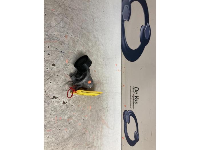 Gebruikte Spanrol Multiriem Opel Corsa F (UB/UH/UP) 1.5 CDTI 100 Prijs € 70,00 Margeregeling aangeboden door De Vos Onderdelen