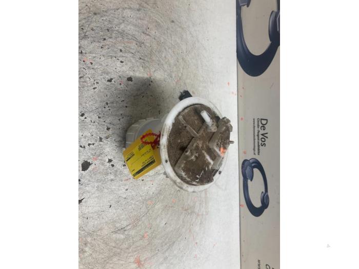 Gebruikte Tank element Pomp Citroen C3 (SX/SW) 1.2 Vti 12V PureTech Prijs € 100,00 Margeregeling aangeboden door De Vos Onderdelen