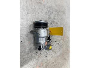 Gebruikte Aircopomp Peugeot 3008 II (M4/MC/MJ/MR) 1.2 12V e-THP PureTech 130 Prijs € 200,00 Margeregeling aangeboden door De Vos Onderdelen