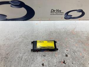 Gebruikte Telefoon interface Peugeot RCZ Prijs € 160,00 Margeregeling aangeboden door De Vos Onderdelen