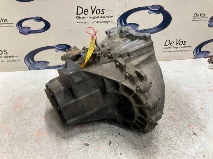 Gebruikte Versnellingsbak Peugeot 308 CC (4B) 1.6 16V THP 155 Prijs € 550,00 Margeregeling aangeboden door De Vos Onderdelen