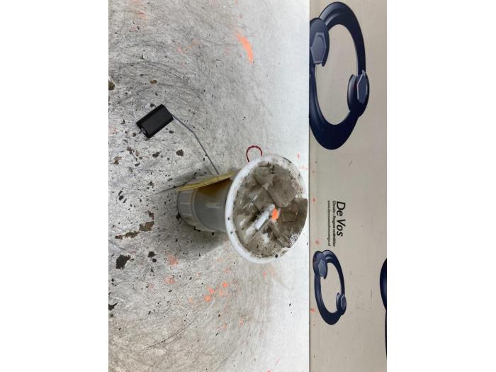 Gebruikte Tank element Pomp Citroen C3 (SX/SW) 1.2 Vti 12V PureTech Prijs € 100,00 Margeregeling aangeboden door De Vos Onderdelen