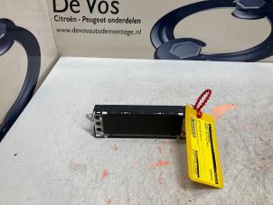 Gebruikte Display Interieur Peugeot 207/207+ (WA/WC/WM) 1.4 16V VTi Prijs € 70,00 Margeregeling aangeboden door De Vos Onderdelen