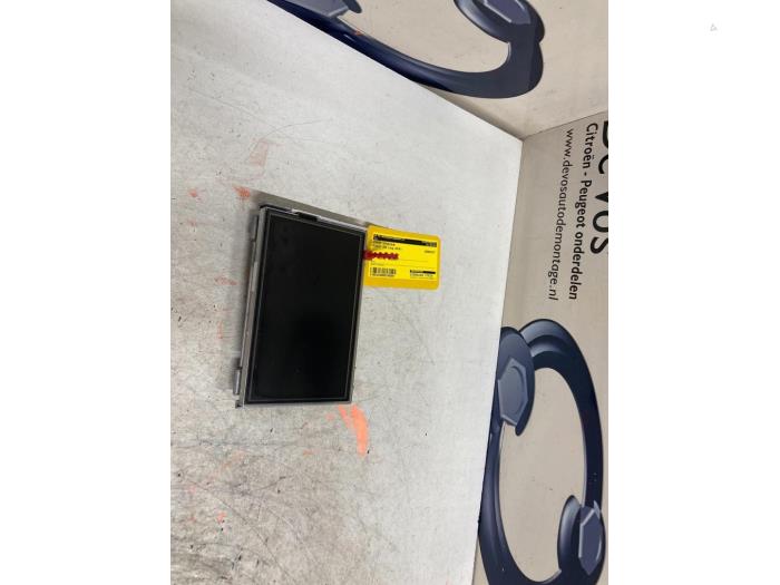 Gebruikte Display Interieur Peugeot 208 I (CA/CC/CK/CL) 1.5 BlueHDi 100 Prijs € 135,00 Margeregeling aangeboden door De Vos Onderdelen