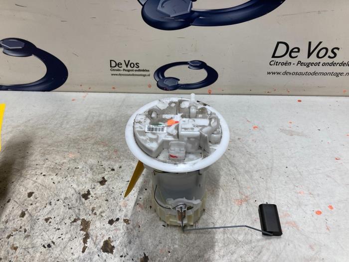Gebruikte Tank element Pomp Citroen C3 (SX/SW) 1.2 Vti 12V PureTech Prijs € 60,00 Margeregeling aangeboden door De Vos Onderdelen