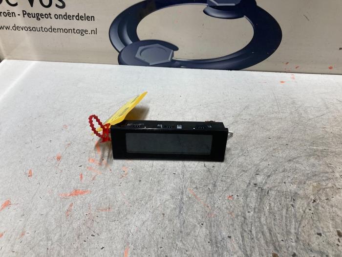 Gebruikte Display Interieur Citroen DS3 (SA) 1.6 16V VTS THP 155 Prijs € 80,00 Margeregeling aangeboden door De Vos Onderdelen