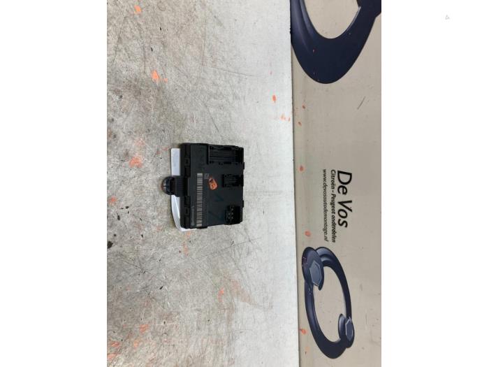 Gebruikte Computer Diversen Peugeot 308 (F3/FB/FH/FM/FP) 1.2 12V PureTech 110 Prijs € 180,00 Margeregeling aangeboden door De Vos Onderdelen