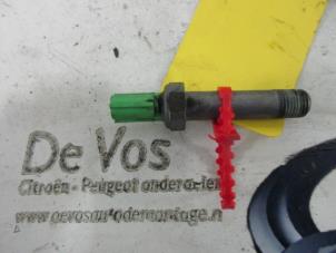 Gebruikte Oliedruk Meter Peugeot 407 Prijs € 15,00 Margeregeling aangeboden door De Vos Onderdelen