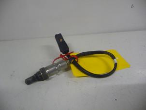 Gebruikte Lambda Sonde Citroen DS3 (SA) 1.6 HDiF 16V Prijs € 55,00 Margeregeling aangeboden door De Vos Onderdelen