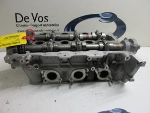 Gebruikte Cilinderkop Peugeot 607 Prijs € 450,00 Margeregeling aangeboden door De Vos Autodemontagebedrijf