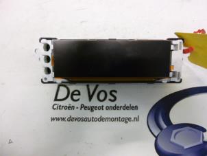 Gebruikte Display Interieur Citroen Berlingo 1.6 Hdi 75 Prijs € 55,00 Margeregeling aangeboden door De Vos Onderdelen