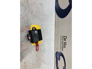 Gebruikte Module Verlichting DS Automobiles DS 3/Crossback (UC/UJ/UR) 1.2 12V PureTech 130 Prijs € 115,00 Margeregeling aangeboden door De Vos Onderdelen