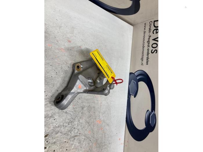 Gebruikte Motorrubber Peugeot Expert (V1/VA/VB/VE/VF/VT/VY) 2.0 Blue HDi 150 16V Prijs € 80,00 Margeregeling aangeboden door De Vos Onderdelen