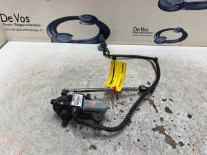 Gebruikte Schakelmotor Peugeot 3008 Prijs € 450,00 Margeregeling aangeboden door De Vos Onderdelen