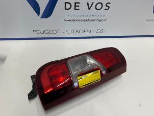 Gebruikte Achterlicht rechts Citroen Berlingo 1.5 BlueHDi 75 Prijs € 80,00 Margeregeling aangeboden door De Vos Autodemontagebedrijf