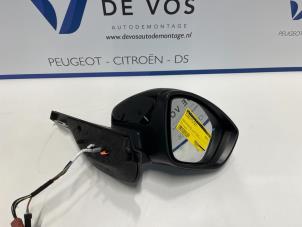 Gebruikte Buitenspiegel rechts Citroen C3 (SX/SW) 1.2 Vti 12V PureTech Prijs € 90,00 Margeregeling aangeboden door De Vos Autodemontagebedrijf